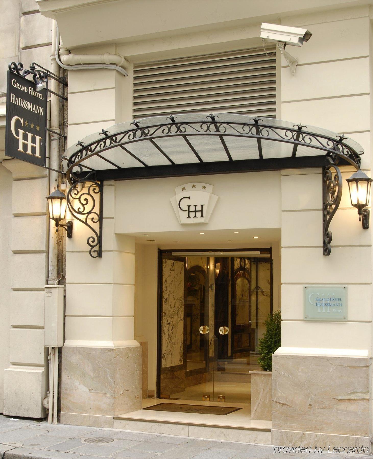 Services 4 étoiles, The Chess Hôtel Paris